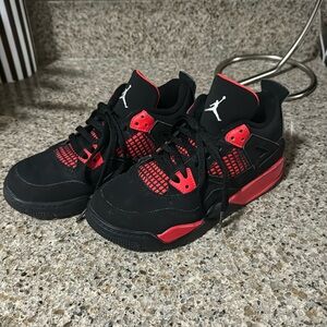 Nike Jordan 4’s Thunder Red